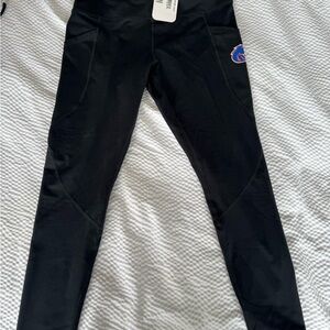 NWT Women’s Black Athletic Boise St Leggings w/ pockets Large